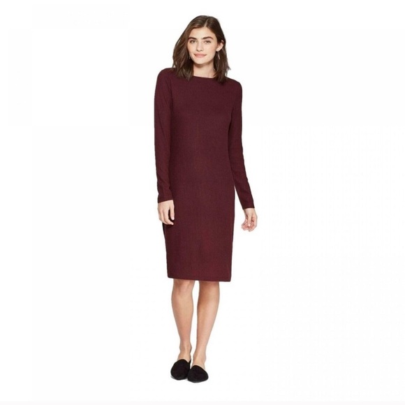 Maroon crew neck ribbed long sleeve dress - Picture 1 of 5